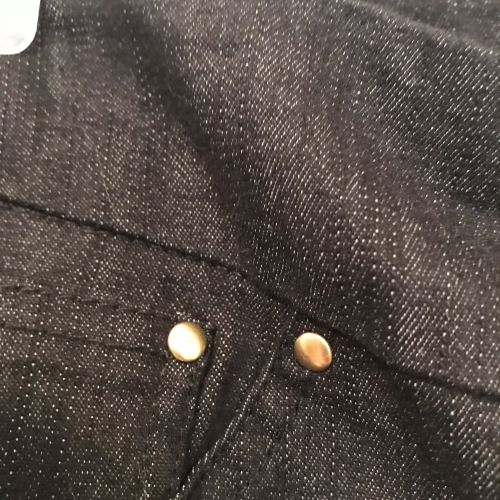 Capris - Picture 3 of 4